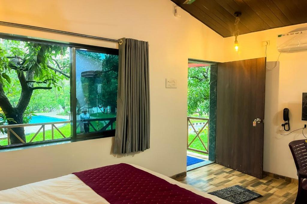 Hotel Mangozzz Magical World Panvel Zewnętrze zdjęcie