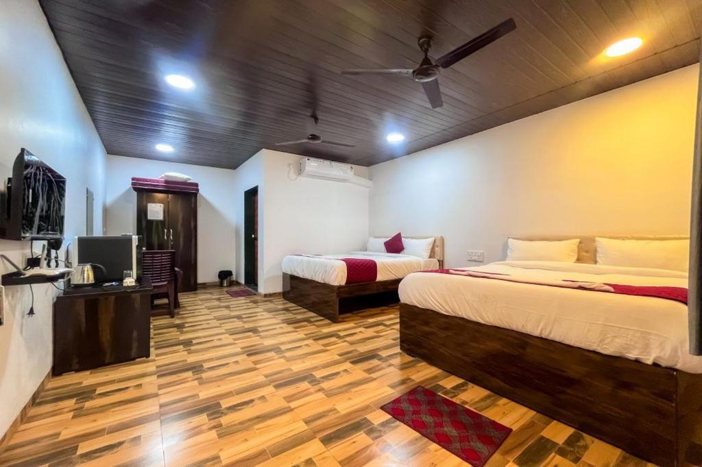 Hotel Mangozzz Magical World Panvel Zewnętrze zdjęcie