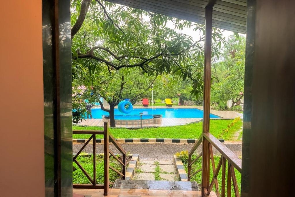 Hotel Mangozzz Magical World Panvel Zewnętrze zdjęcie